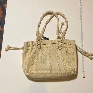Chic cream Shoulder Bag with Braided Details. Leather.